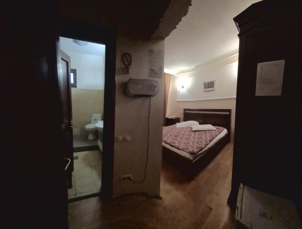 Pensiunea La Palia Iasi Esterno foto