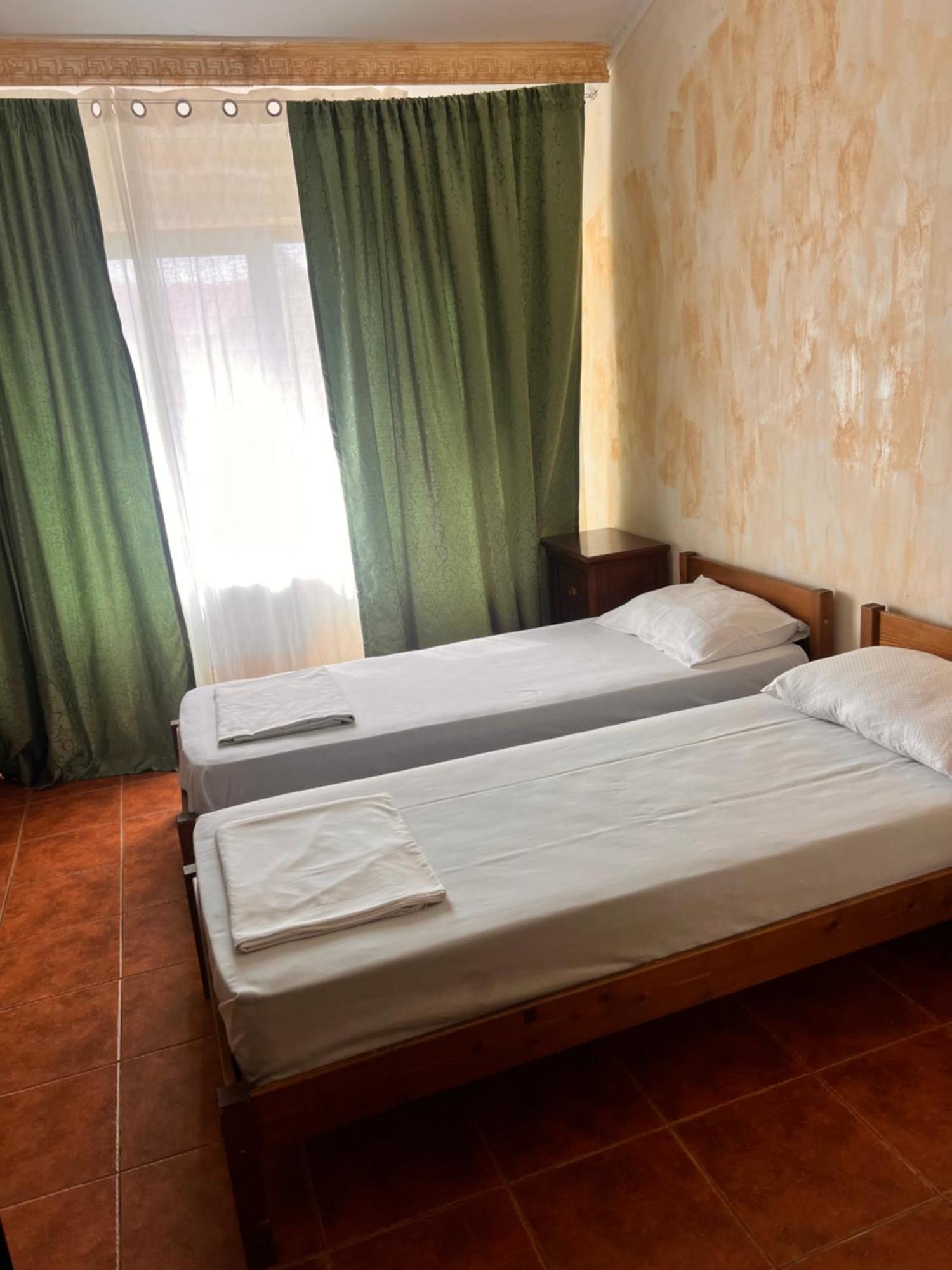 Pensiunea La Palia Iasi Esterno foto